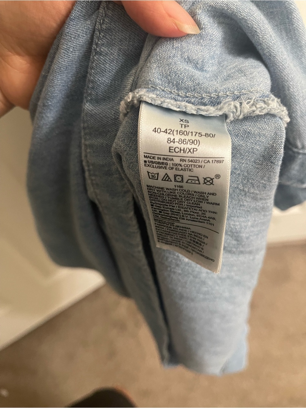 GAP 100% Cotton Denim Midi Dress with Smocked Bodice - Picture 6 of 6